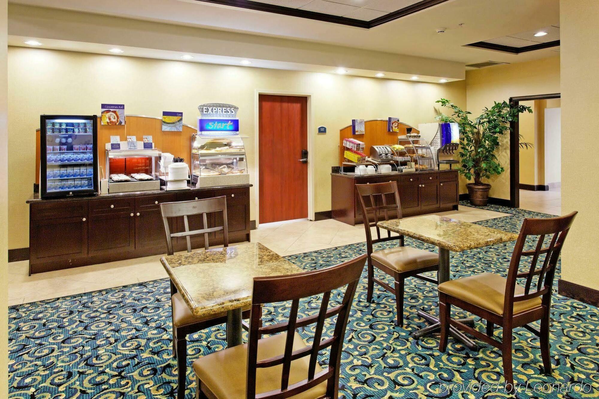 Holiday Inn Express & Suites Cookeville By Ihg מסעדה תמונה